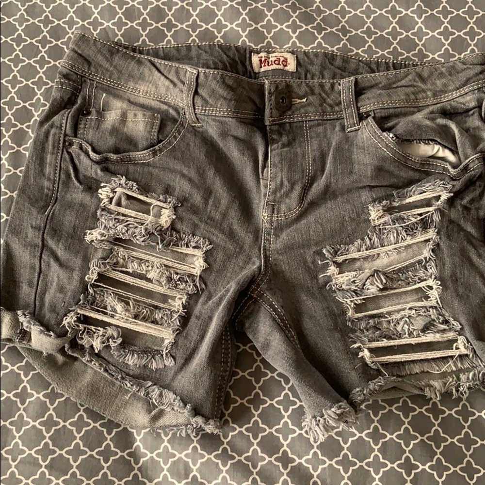 Distressed light gray denim shorts
